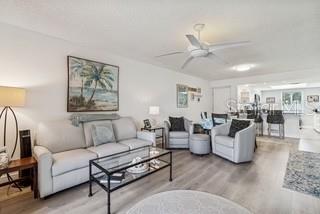 104 E CYPRESS COURT 104