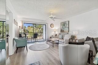 104 E CYPRESS COURT 104