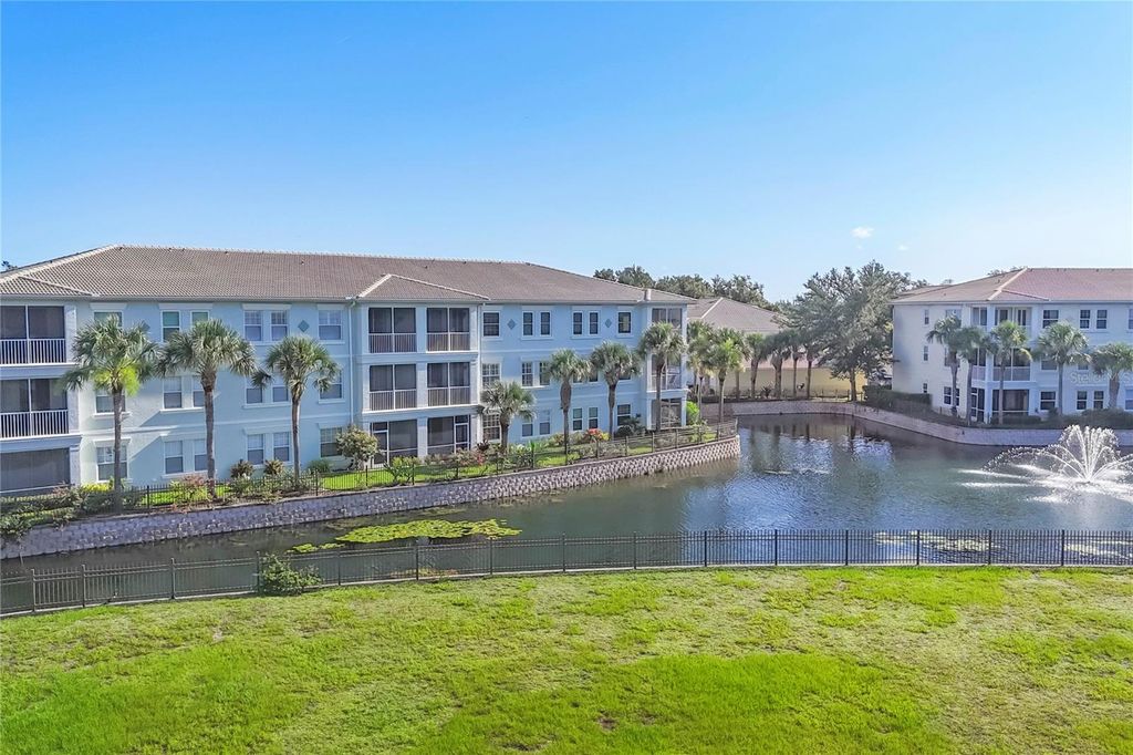 Photo of 700 Gardens Edge Drive #722, Venice, FL 34285 (MLS # N6139436)