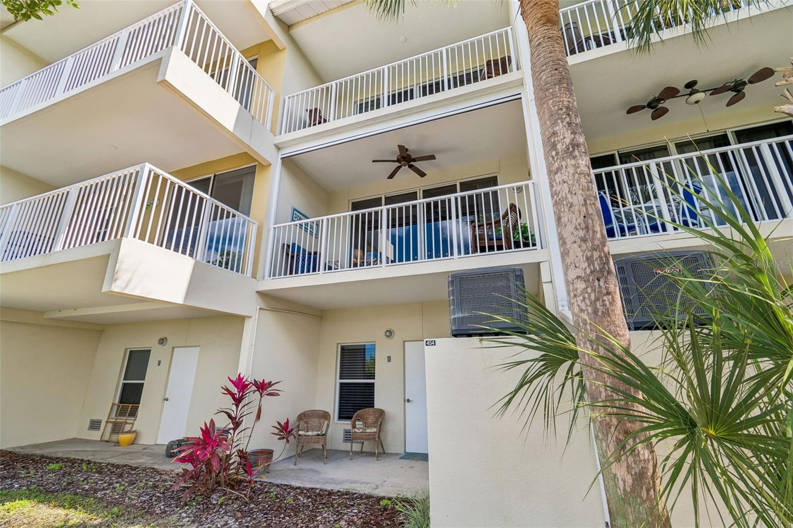 BAHIA BEACH TWNHMS PH 2 - Residential