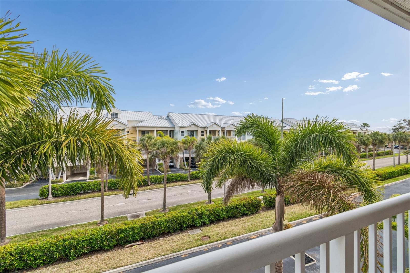 BAHIA BEACH TWNHMS PH 2 - Residential