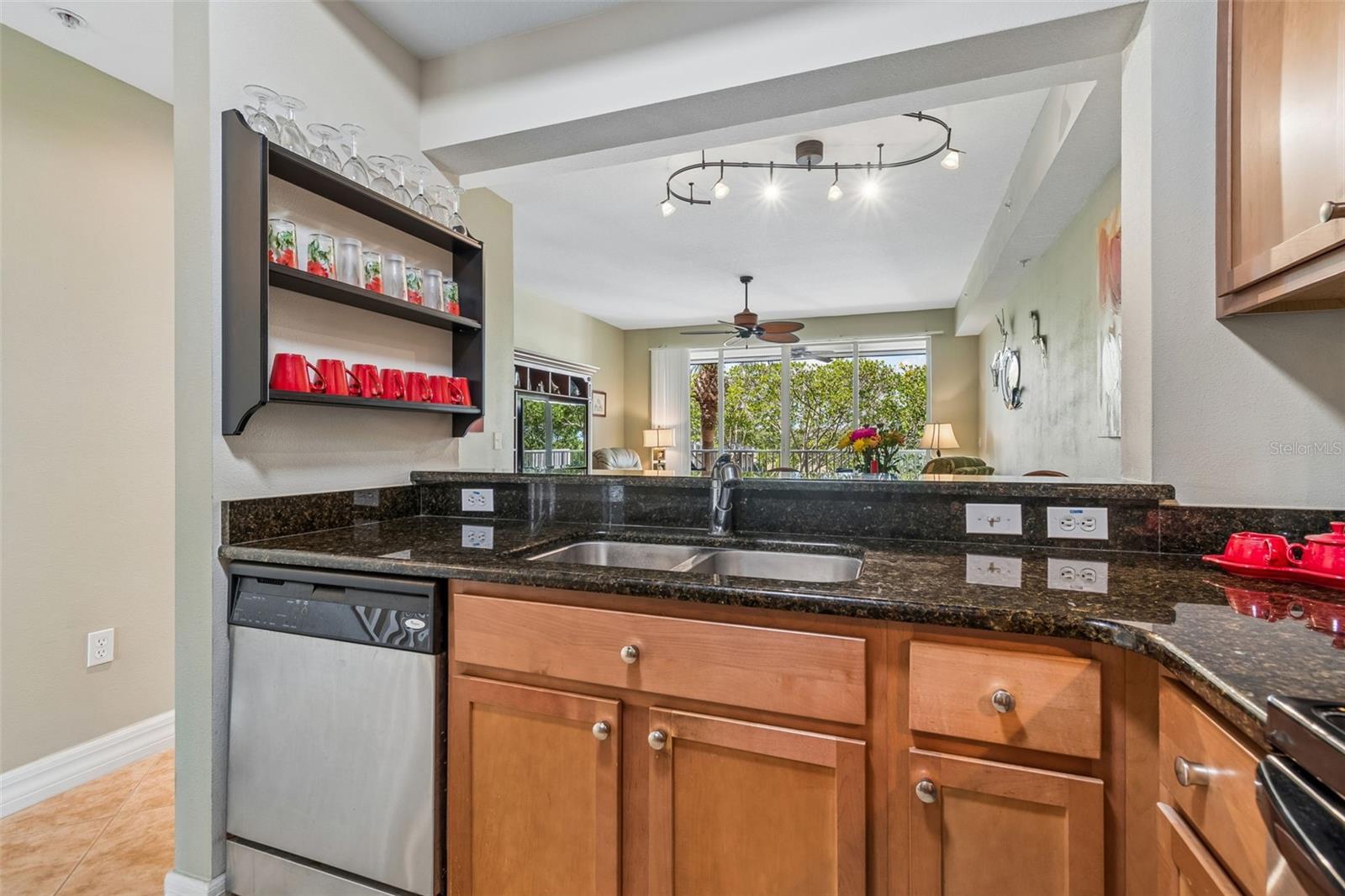 BAHIA BEACH TWNHMS PH 2 - Residential