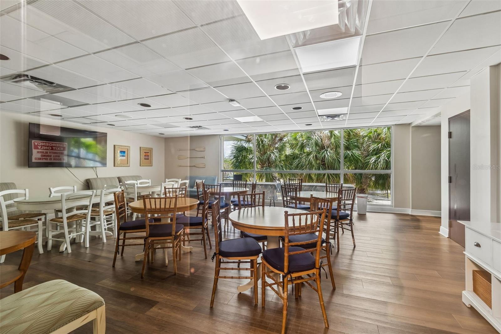 BAHIA BEACH TWNHMS PH 2 - Residential