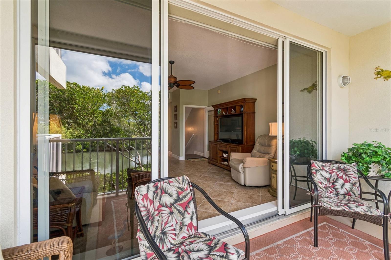 BAHIA BEACH TWNHMS PH 2 - Residential