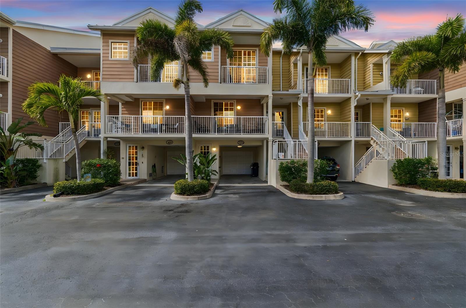 BAHIA BEACH TWNHMS PH 2 - Residential