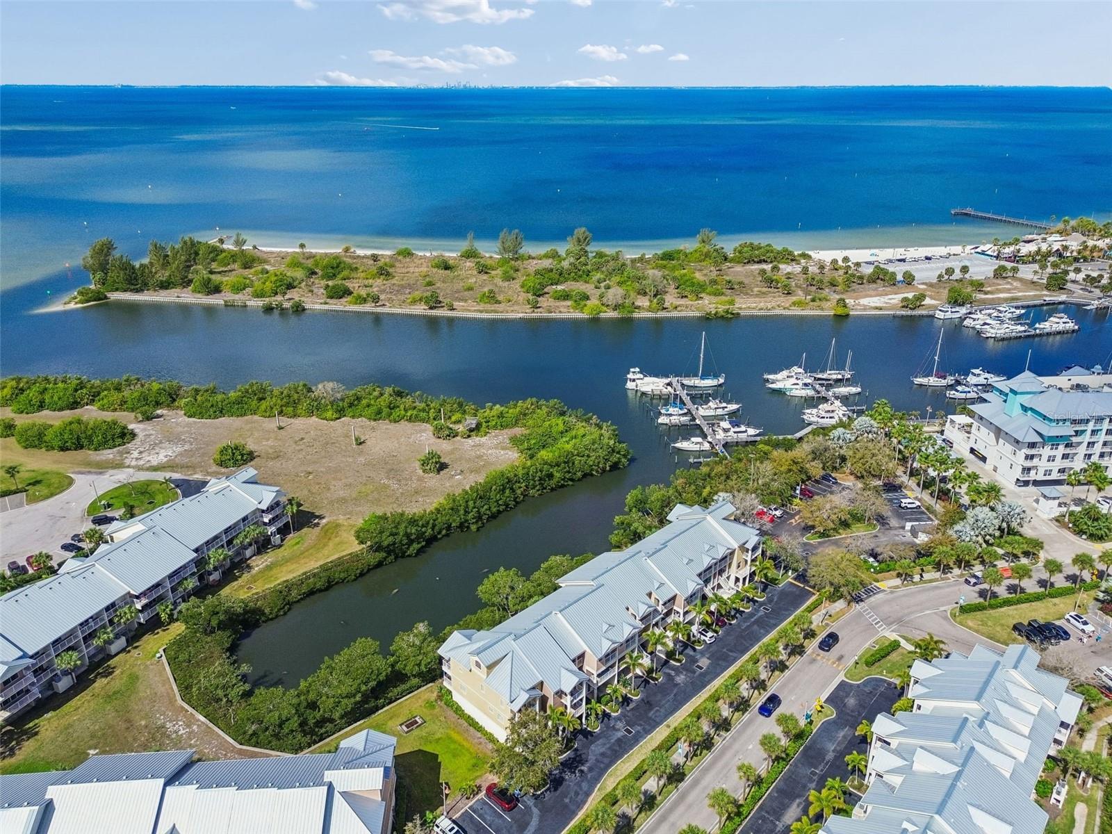 BAHIA BEACH TWNHMS PH 2 - Residential