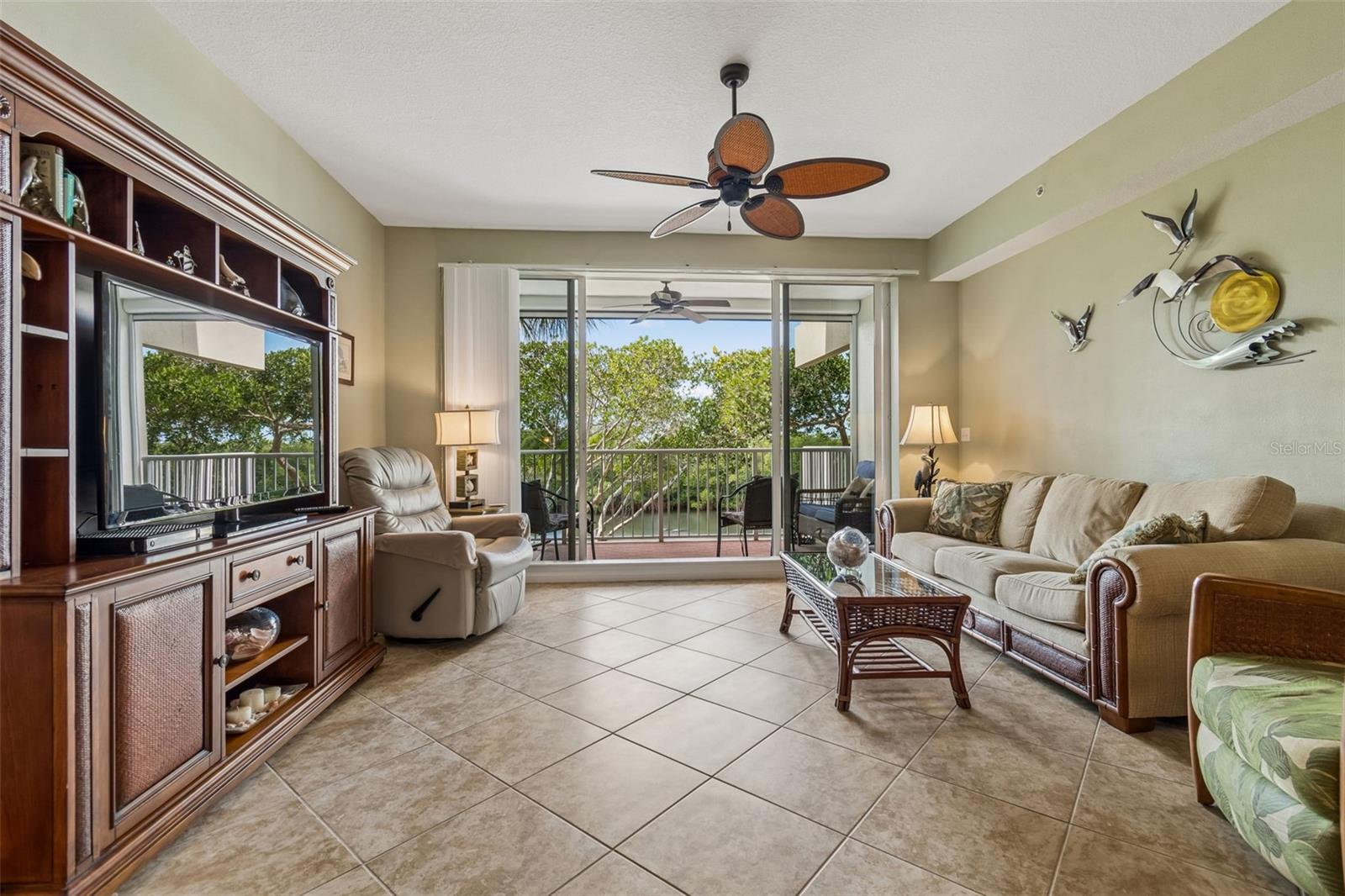 BAHIA BEACH TWNHMS PH 2 - Residential