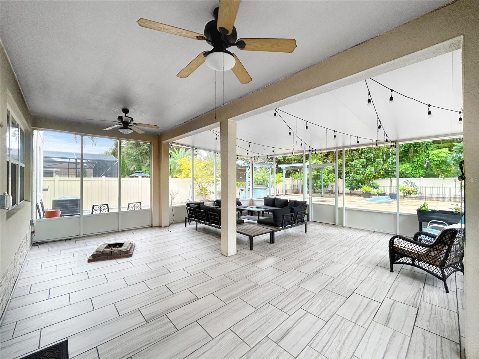 ARBOR CHASE - Residential