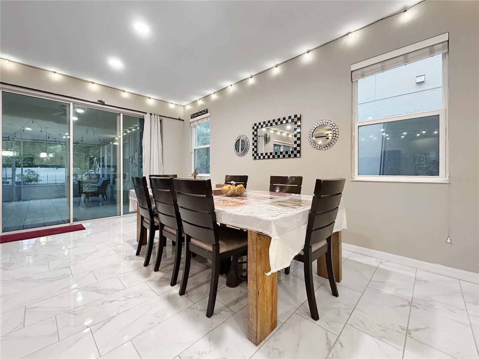 ARBOR CHASE - Residential