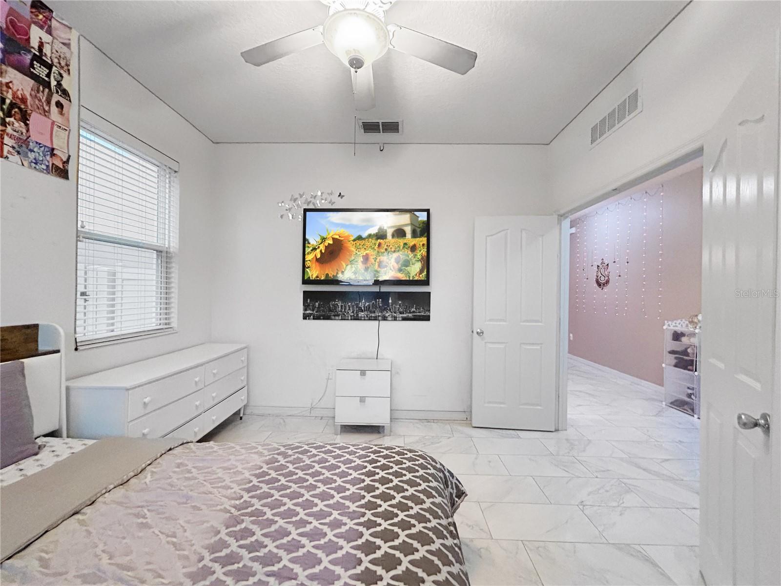 ARBOR CHASE - Residential