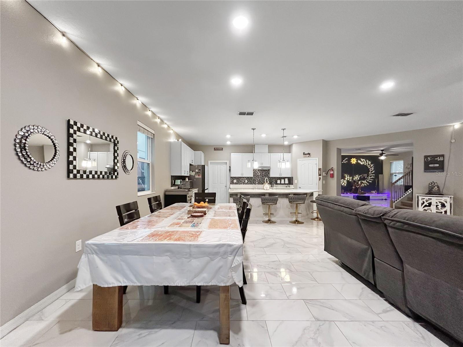 ARBOR CHASE - Residential