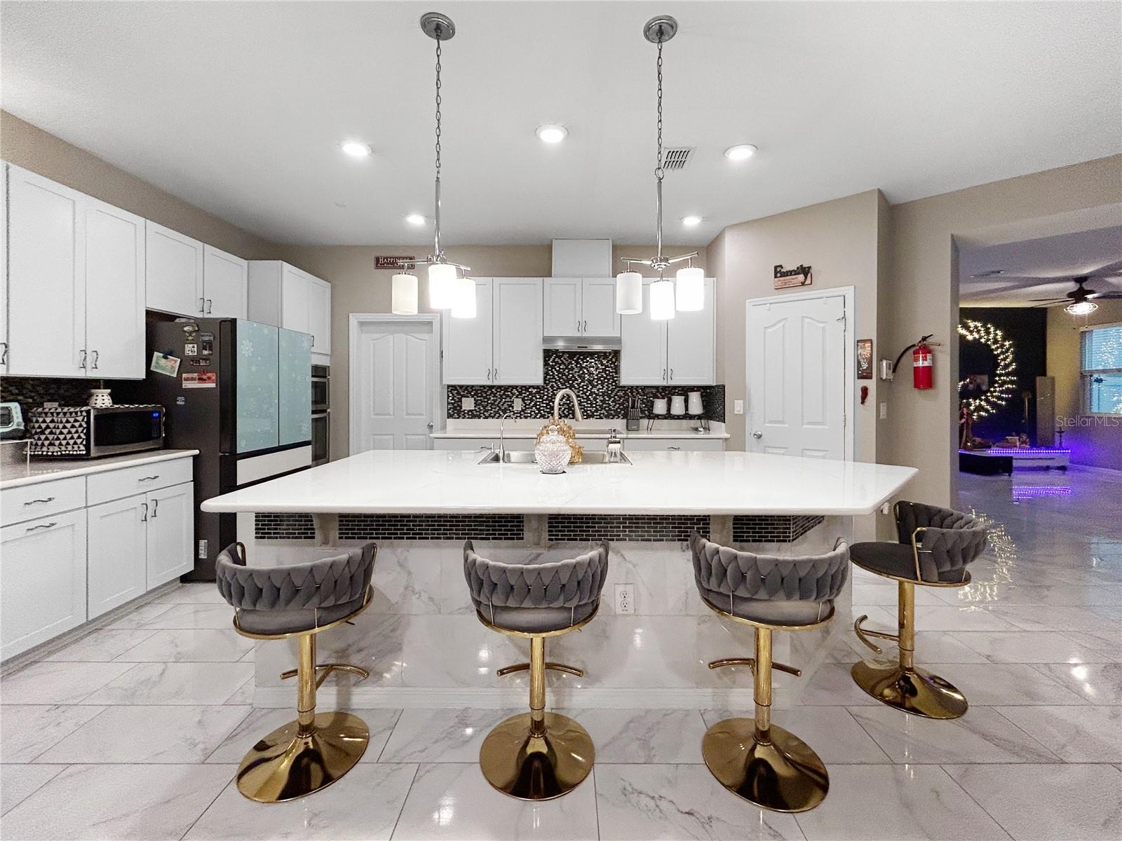 ARBOR CHASE - Residential