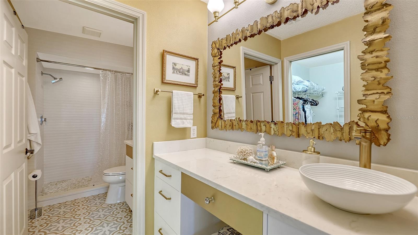 SHEFFIELD GREENE - Residential