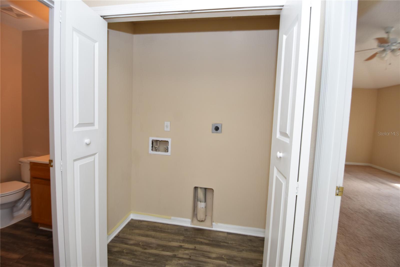 LEHIGH WOODS - Residential Lease