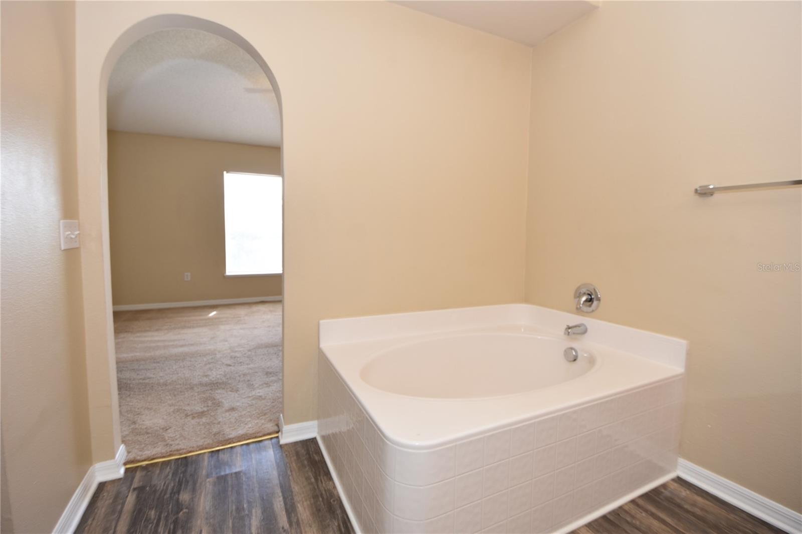 LEHIGH WOODS - Residential Lease