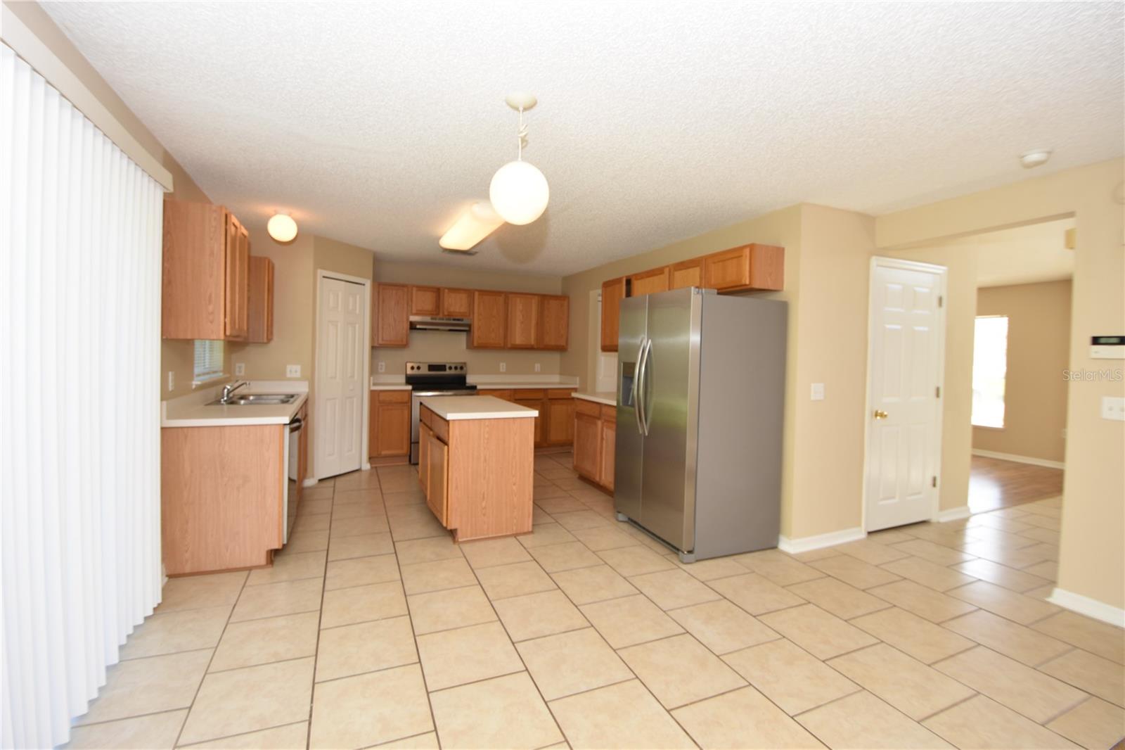 LEHIGH WOODS - Residential Lease