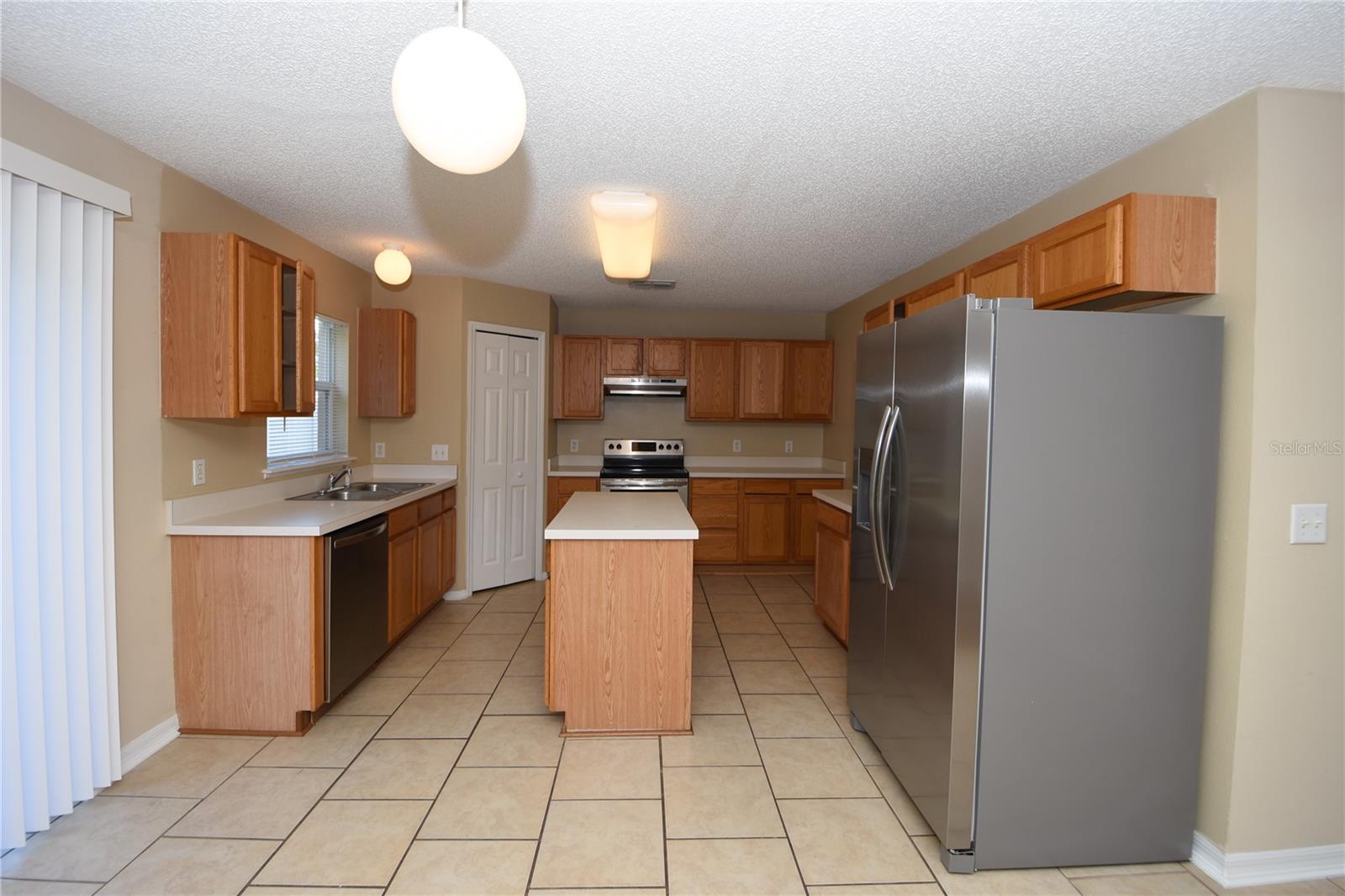 LEHIGH WOODS - Residential Lease