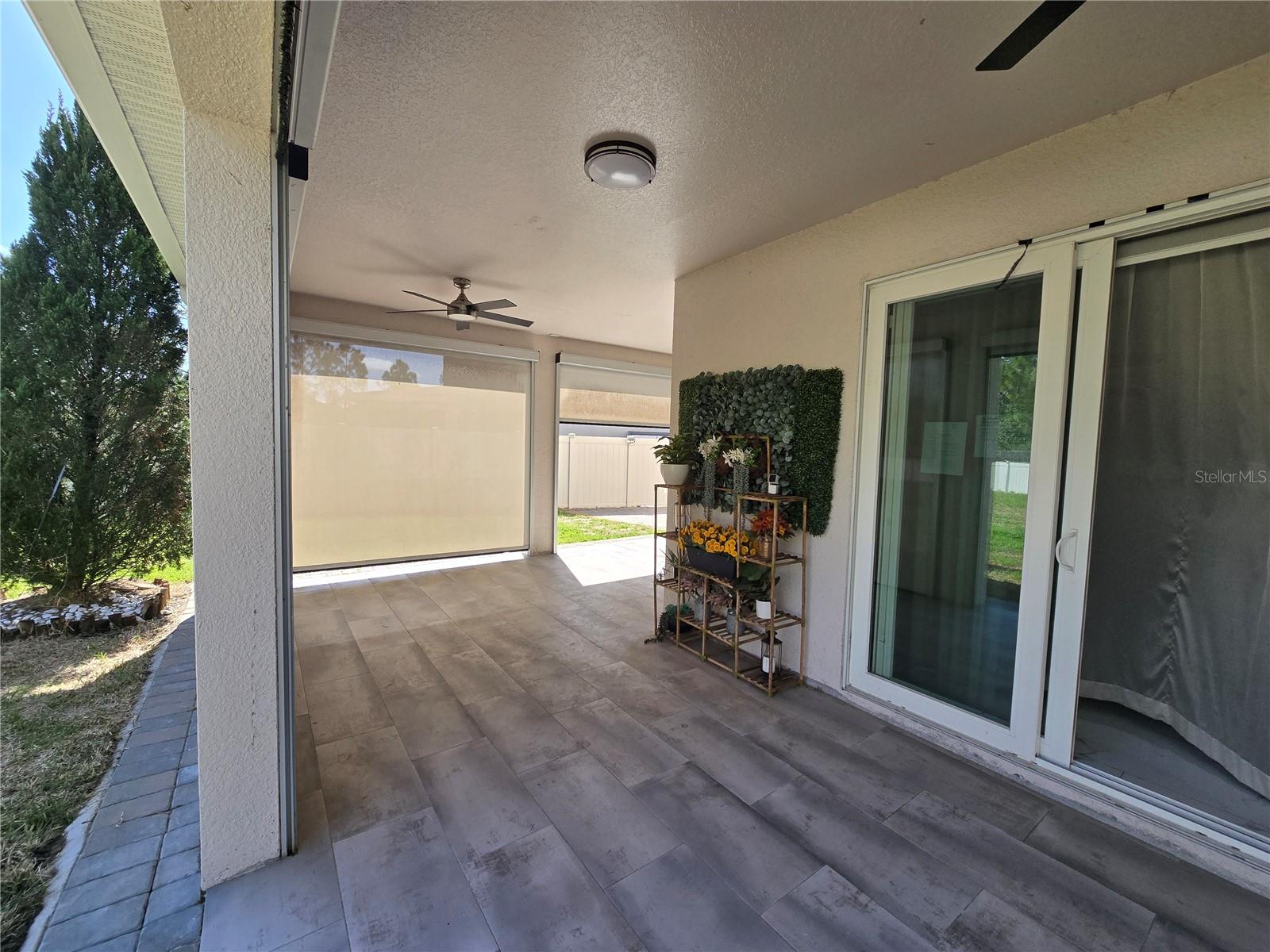 POINTE AT HUNTERS CREEK - Residential