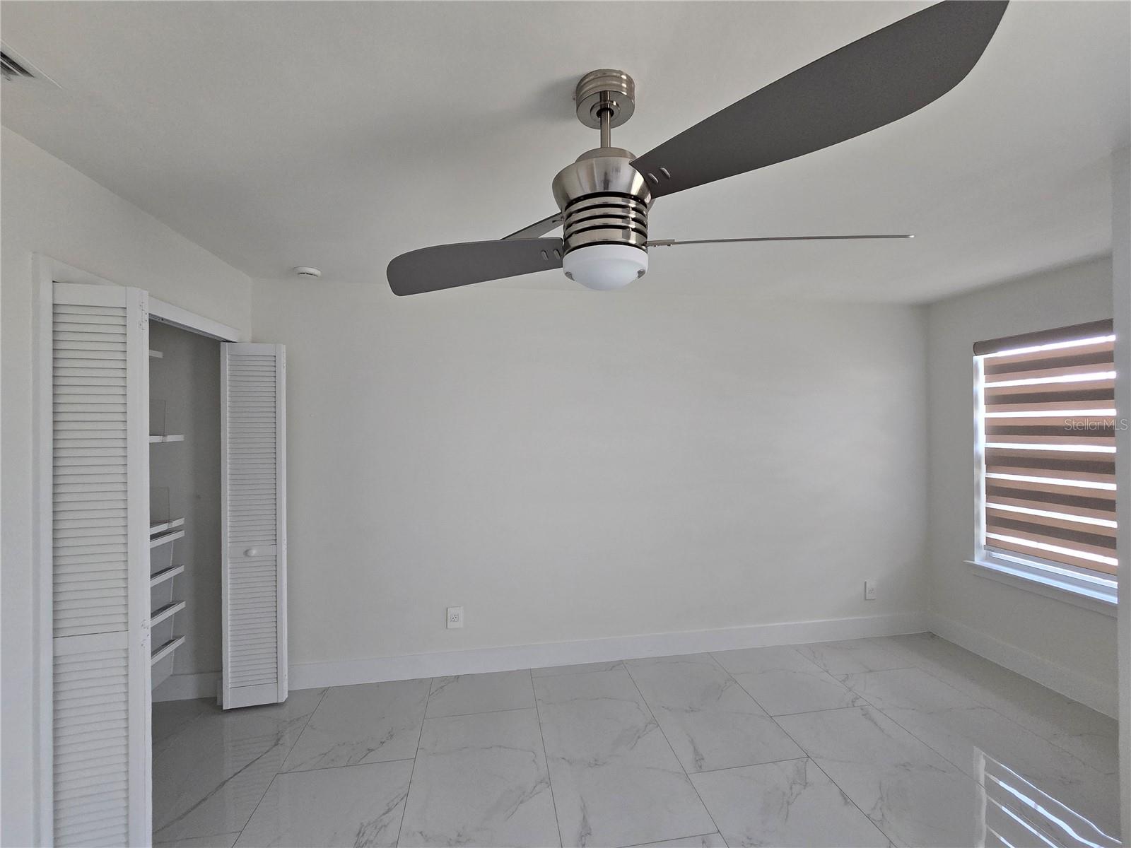 POINTE AT HUNTERS CREEK - Residential