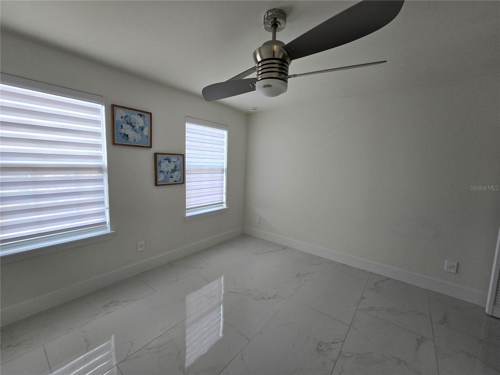 POINTE AT HUNTERS CREEK - Residential