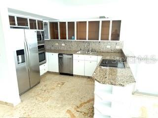 SHELL CASTLE CLUB - Residential Lease