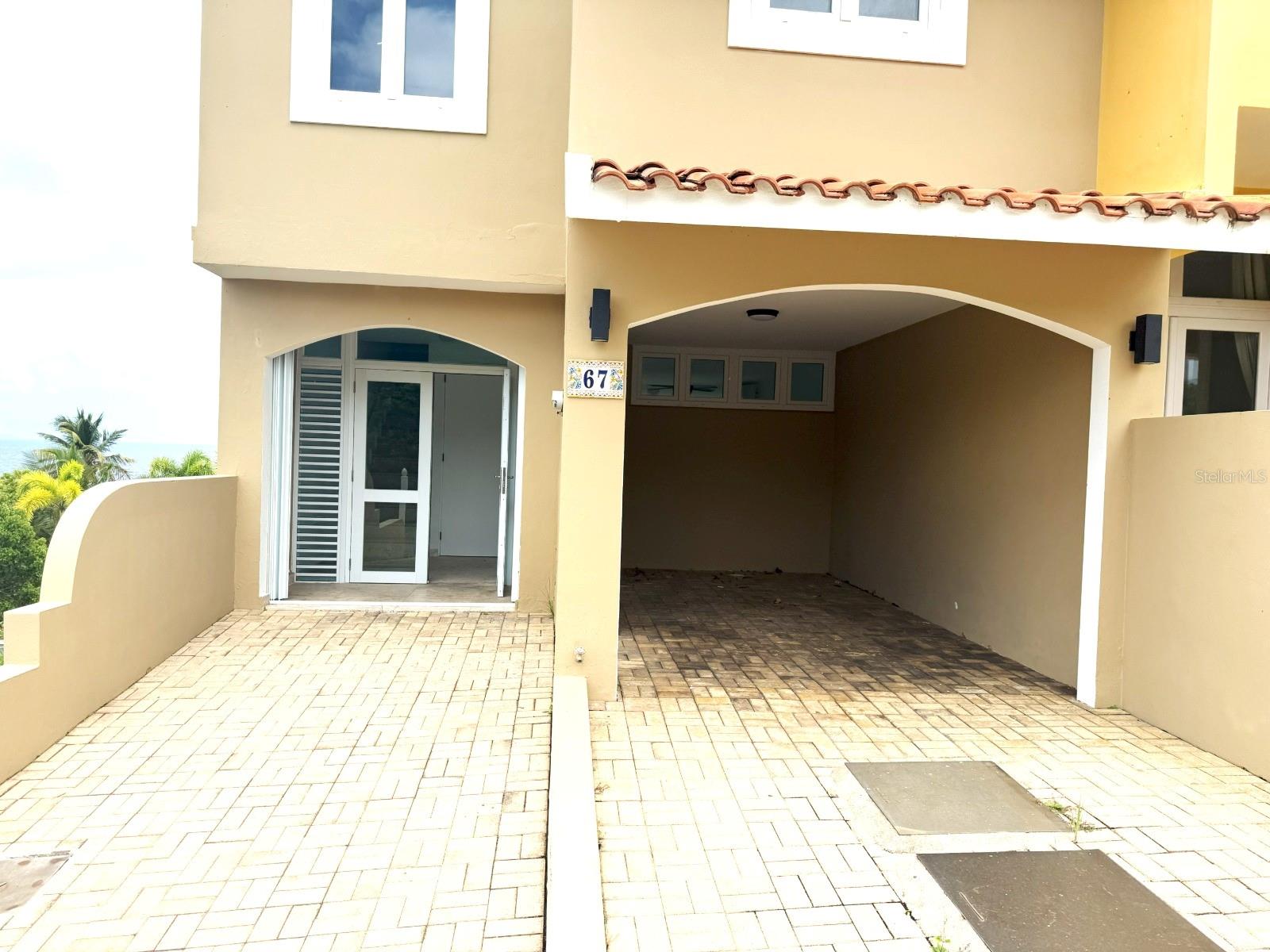 SHELL CASTLE CLUB - Residential Lease