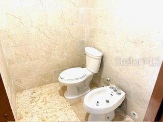 SHELL CASTLE CLUB - Residential Lease