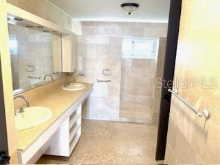 SHELL CASTLE CLUB - Residential Lease