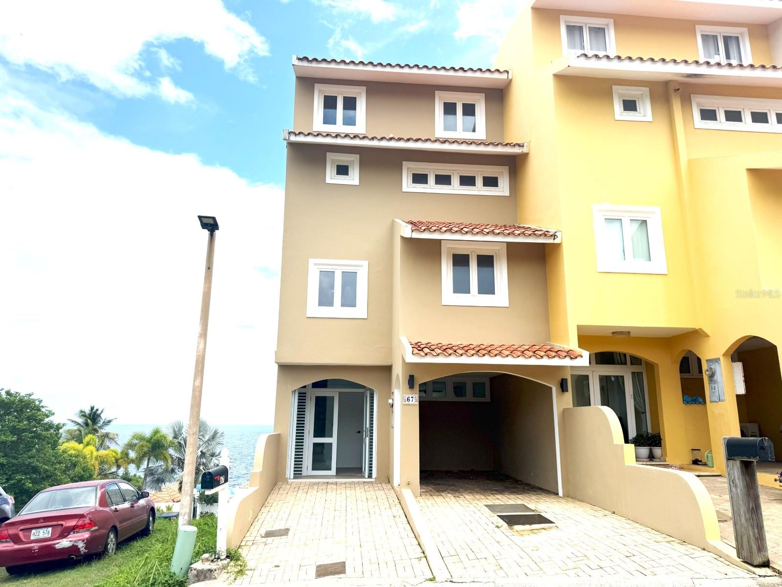 SHELL CASTLE CLUB - Residential Lease