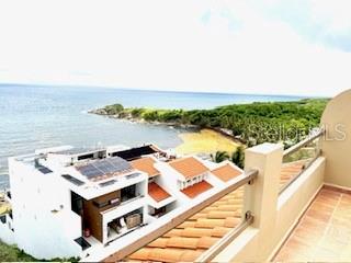 SHELL CASTLE CLUB - Residential Lease