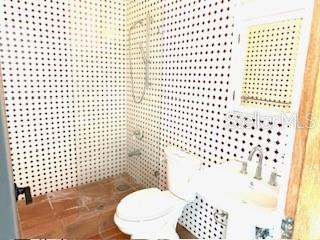 SHELL CASTLE CLUB - Residential Lease