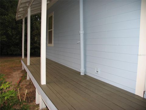 A home in CRESCENT CITY