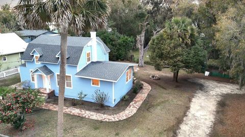 A home in CRESCENT CITY