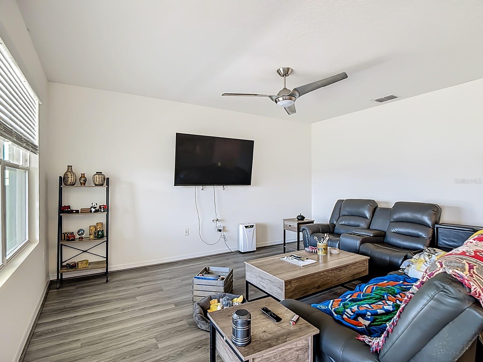 EDEN HILLS - Residential