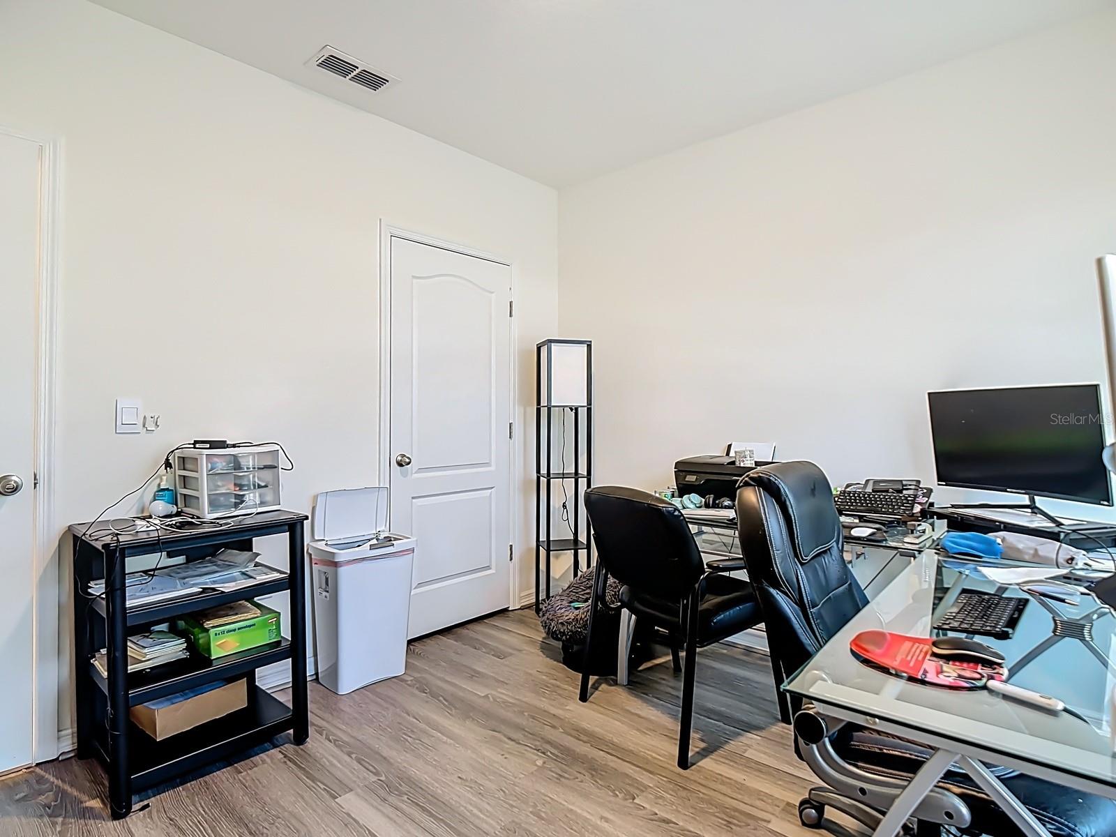 EDEN HILLS - Residential