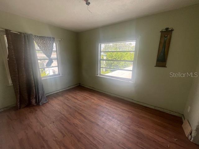 KINGSTON - Commercial Sale