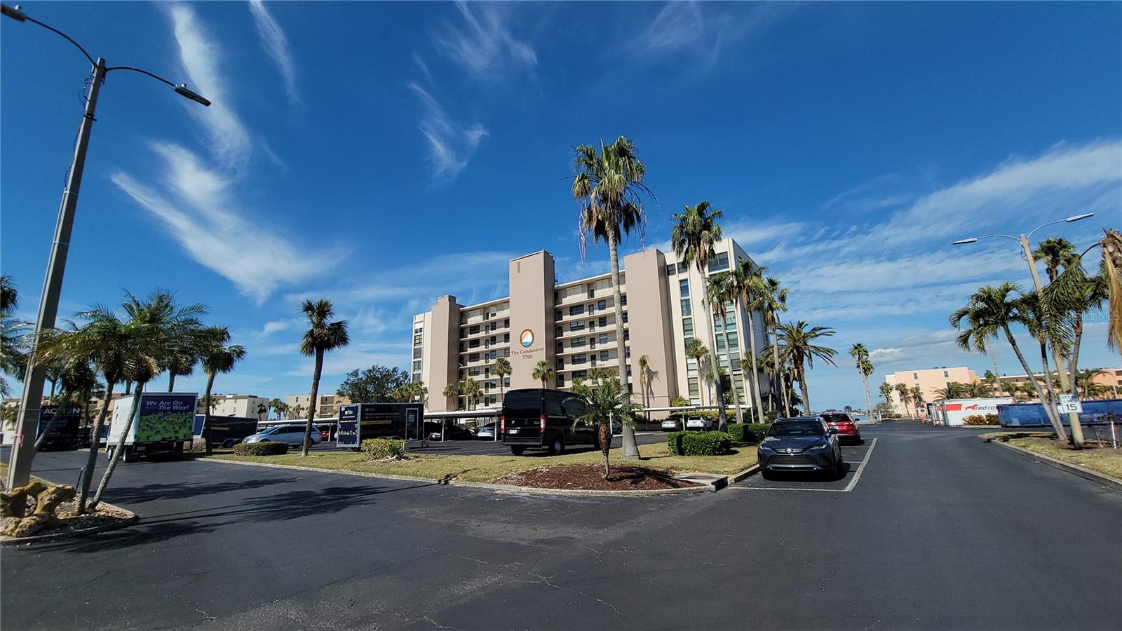 7700 SUN ISLAND DRIVE S 608