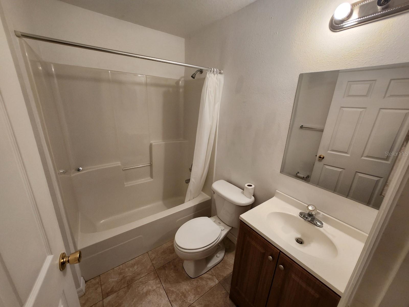 LAKE MARION GOLF RESORT - Residential Lease