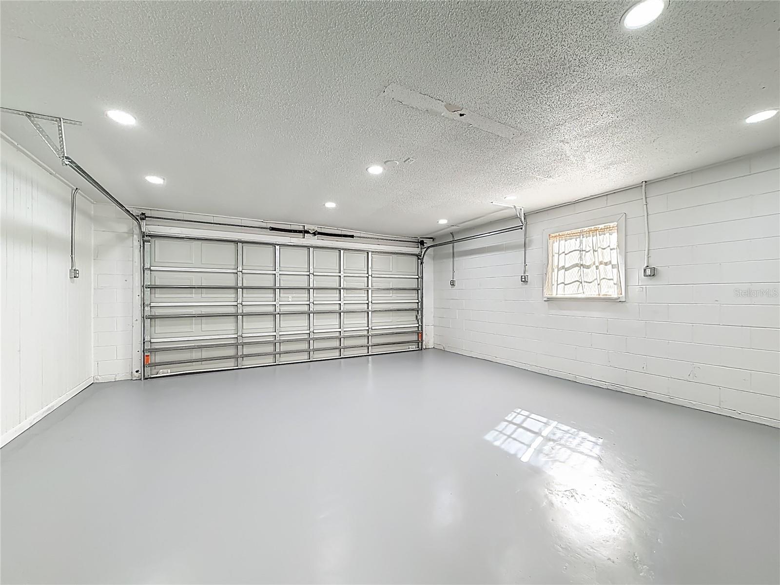 FLORIDA ORANGE GROVE CORP - Residential