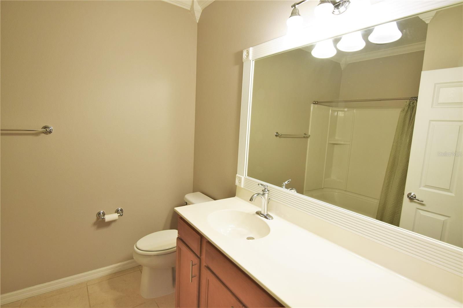 SAN MICHELE AT UNIVERSITY COMMONS - Residential Lease
