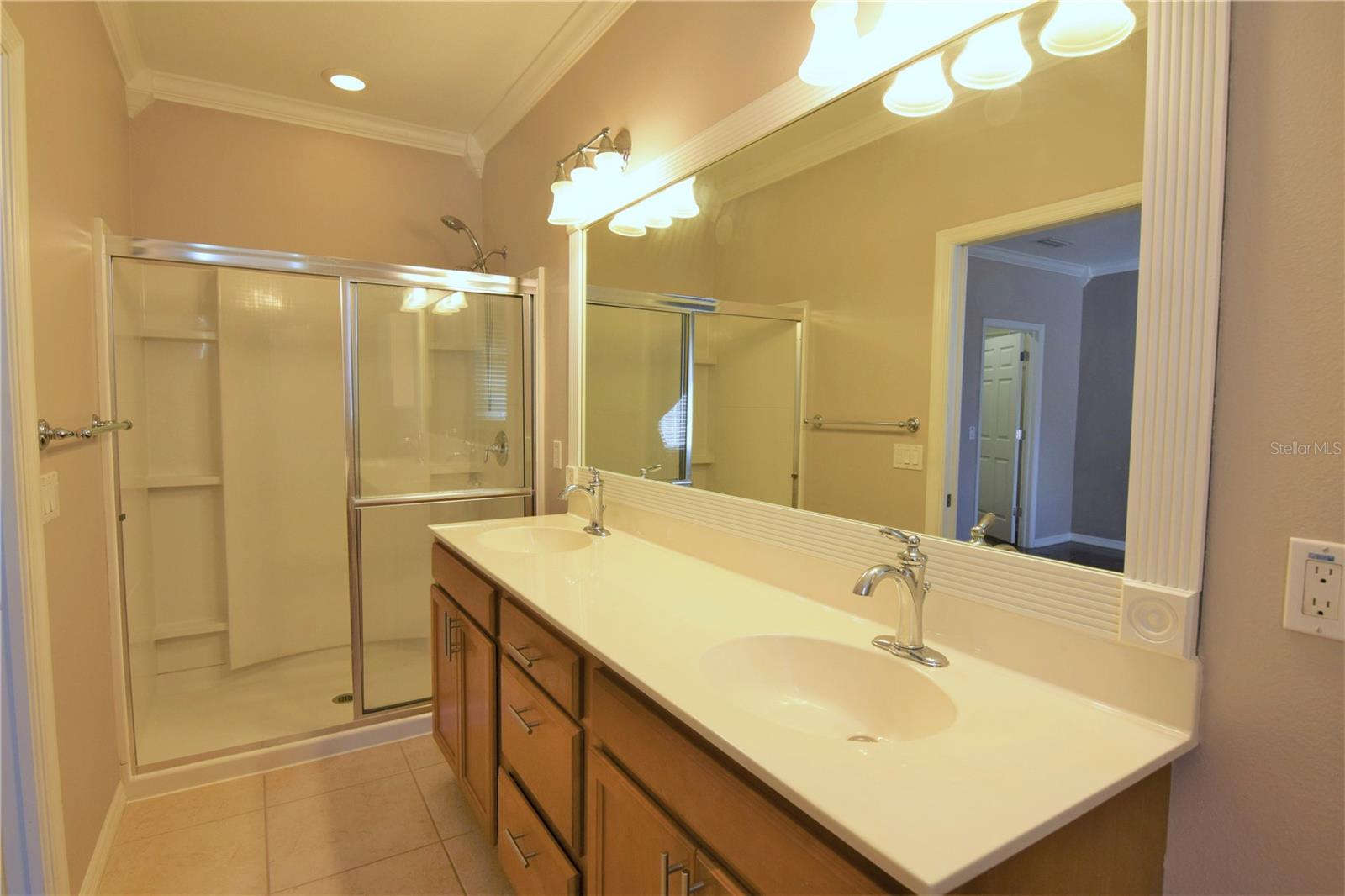 SAN MICHELE AT UNIVERSITY COMMONS - Residential Lease