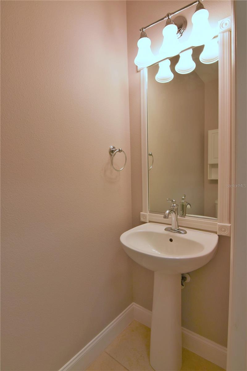 SAN MICHELE AT UNIVERSITY COMMONS - Residential Lease