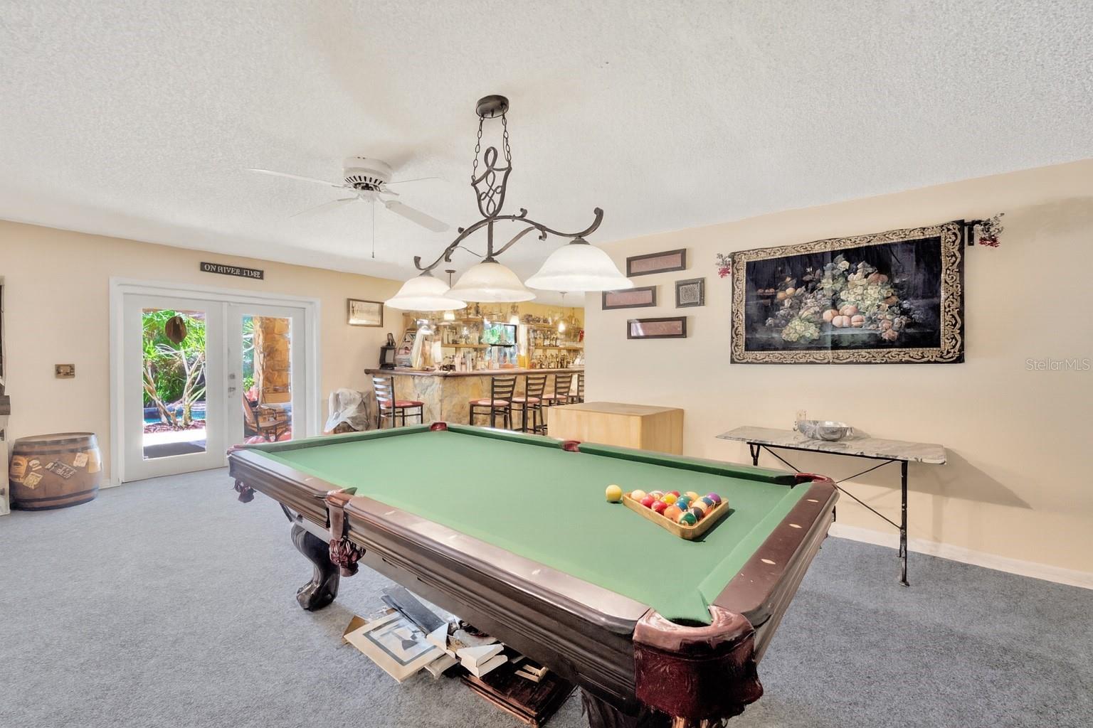 STONER WOODS SUB UNIT - Residential