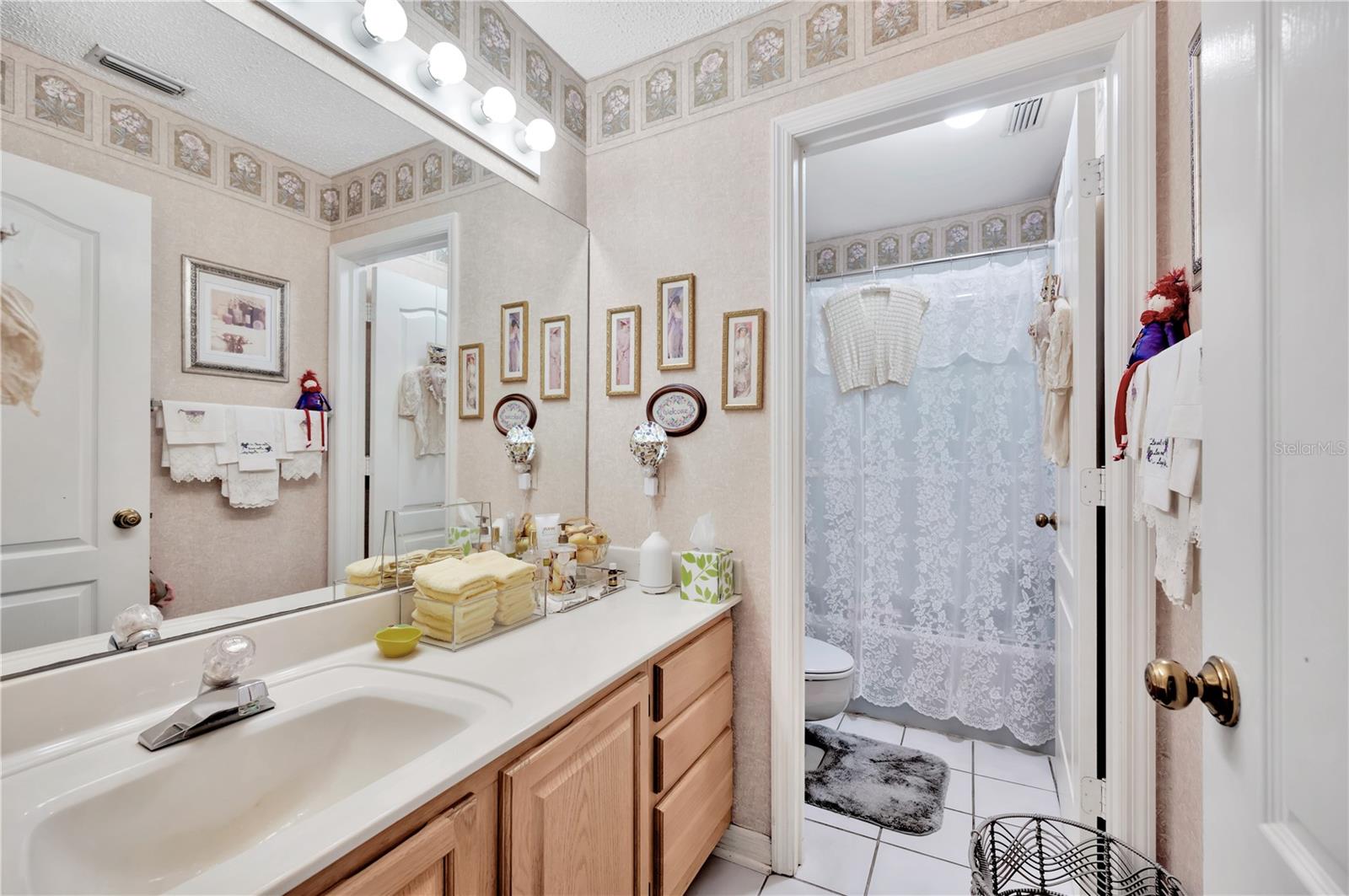 STONER WOODS SUB UNIT - Residential