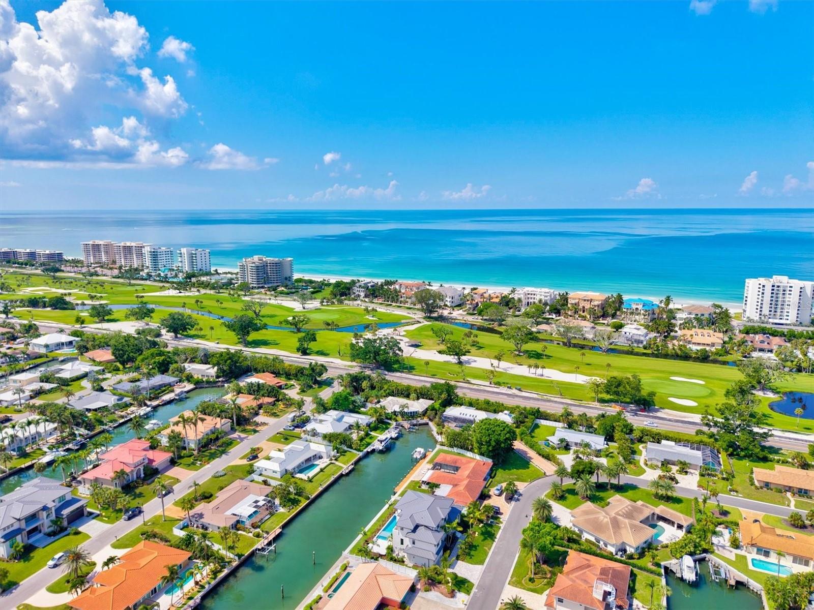 COUNTRY CLUB SHORES IV - Residential
