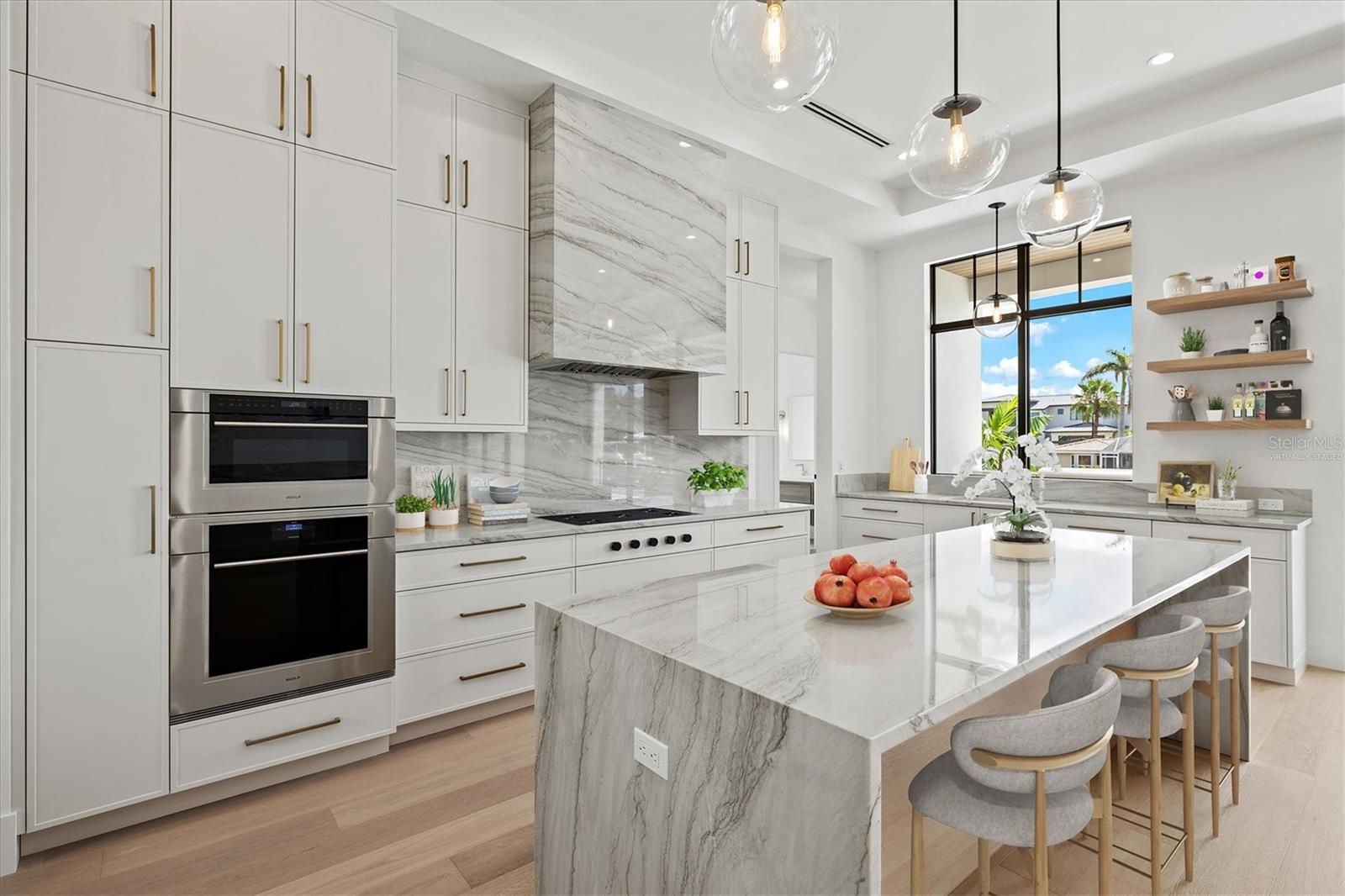 COUNTRY CLUB SHORES IV - Residential
