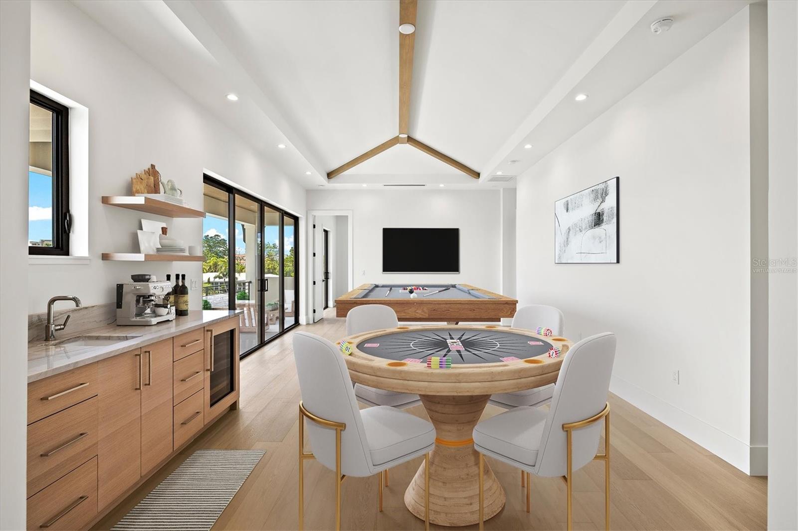 COUNTRY CLUB SHORES IV - Residential