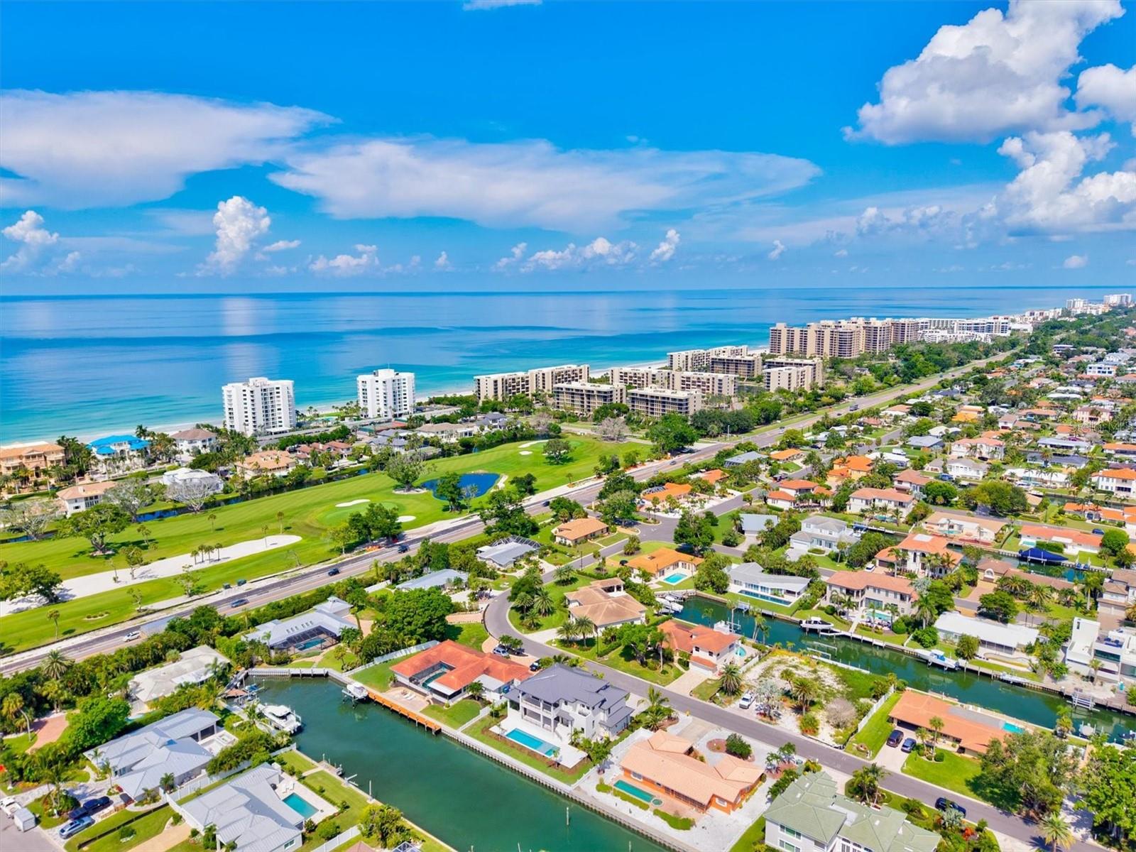 COUNTRY CLUB SHORES IV - Residential