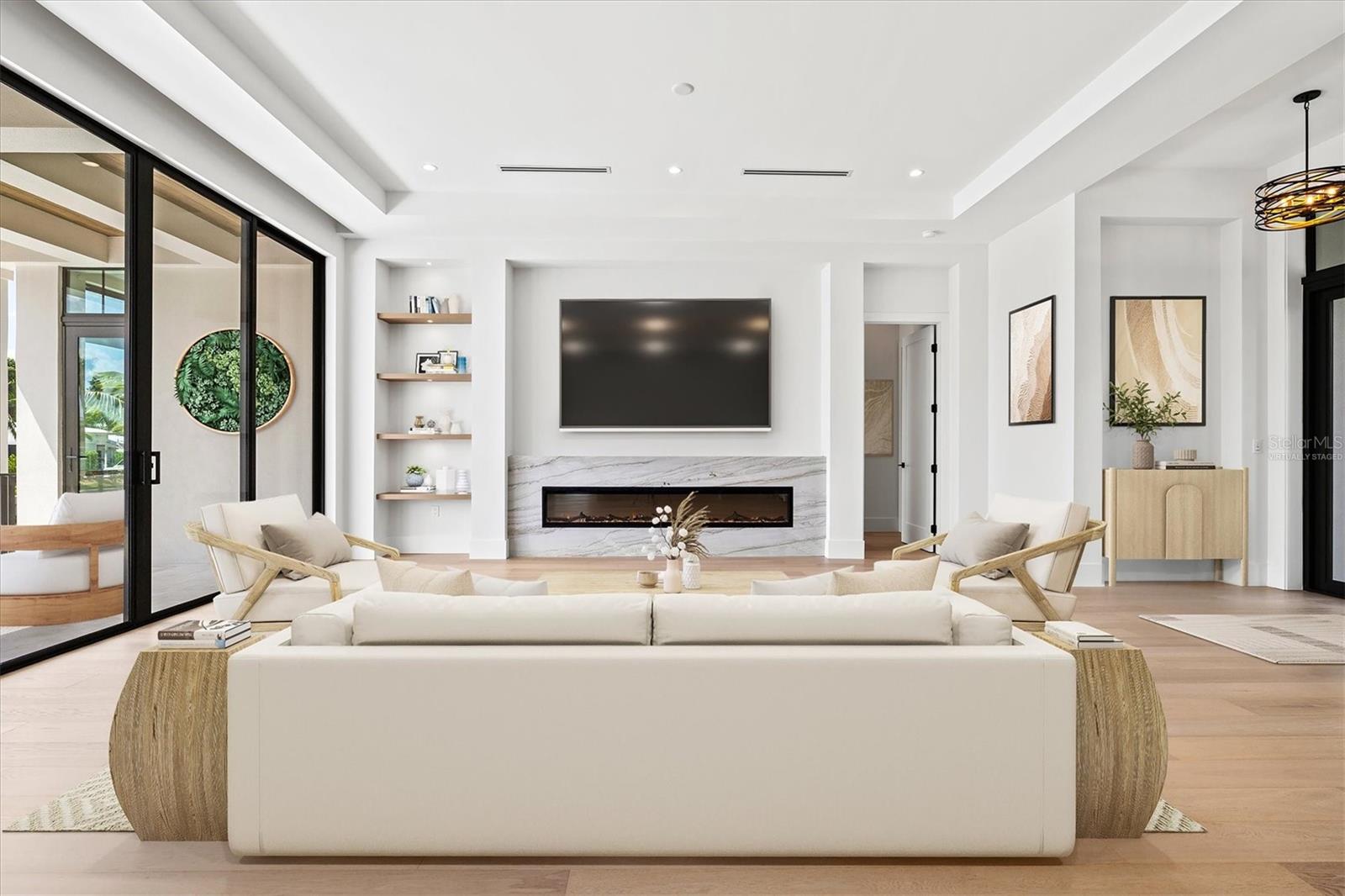 COUNTRY CLUB SHORES IV - Residential