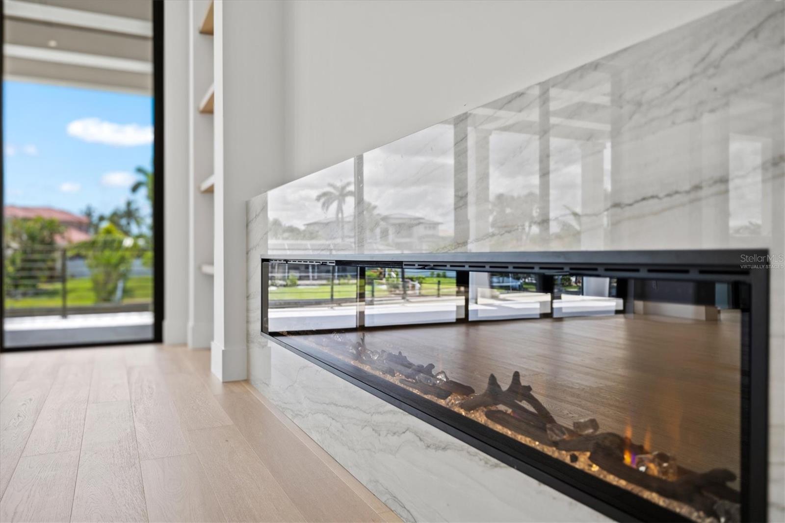COUNTRY CLUB SHORES IV - Residential